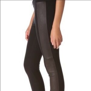 Alice‎ + Olivia Black Faux Leather Side Panel Zip Front Pants Womens Size 4